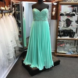 Alyce 60045 Mint/Silver size 20